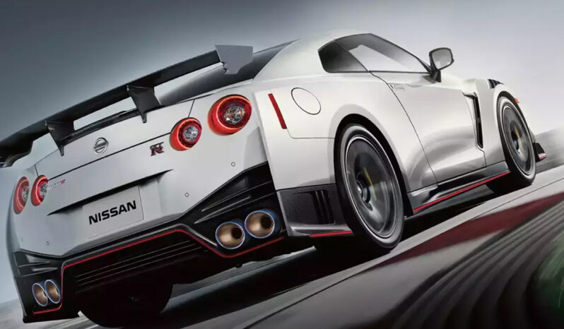 Nissan GTR full